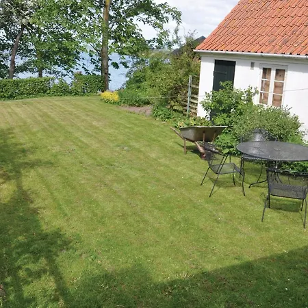 Ferienhaus Three-bedroom In