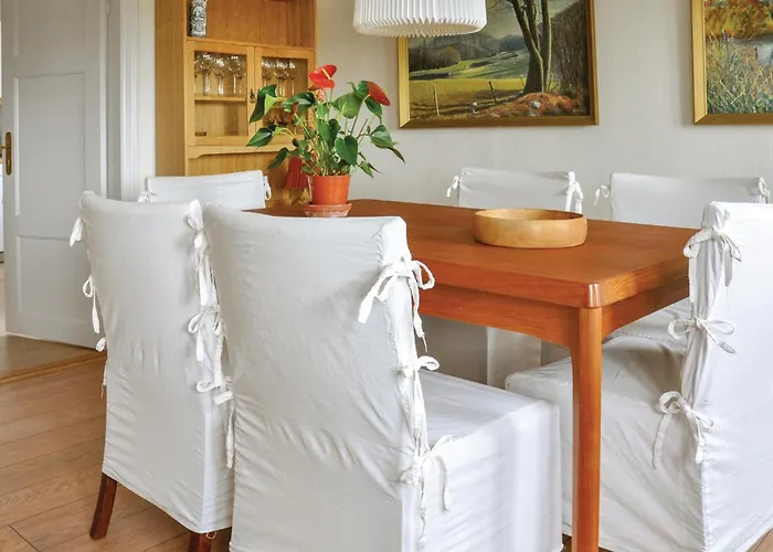 Three-bedroom In Ferienhaus