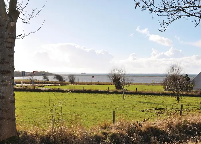 Ferienhaus Three-bedroom In *